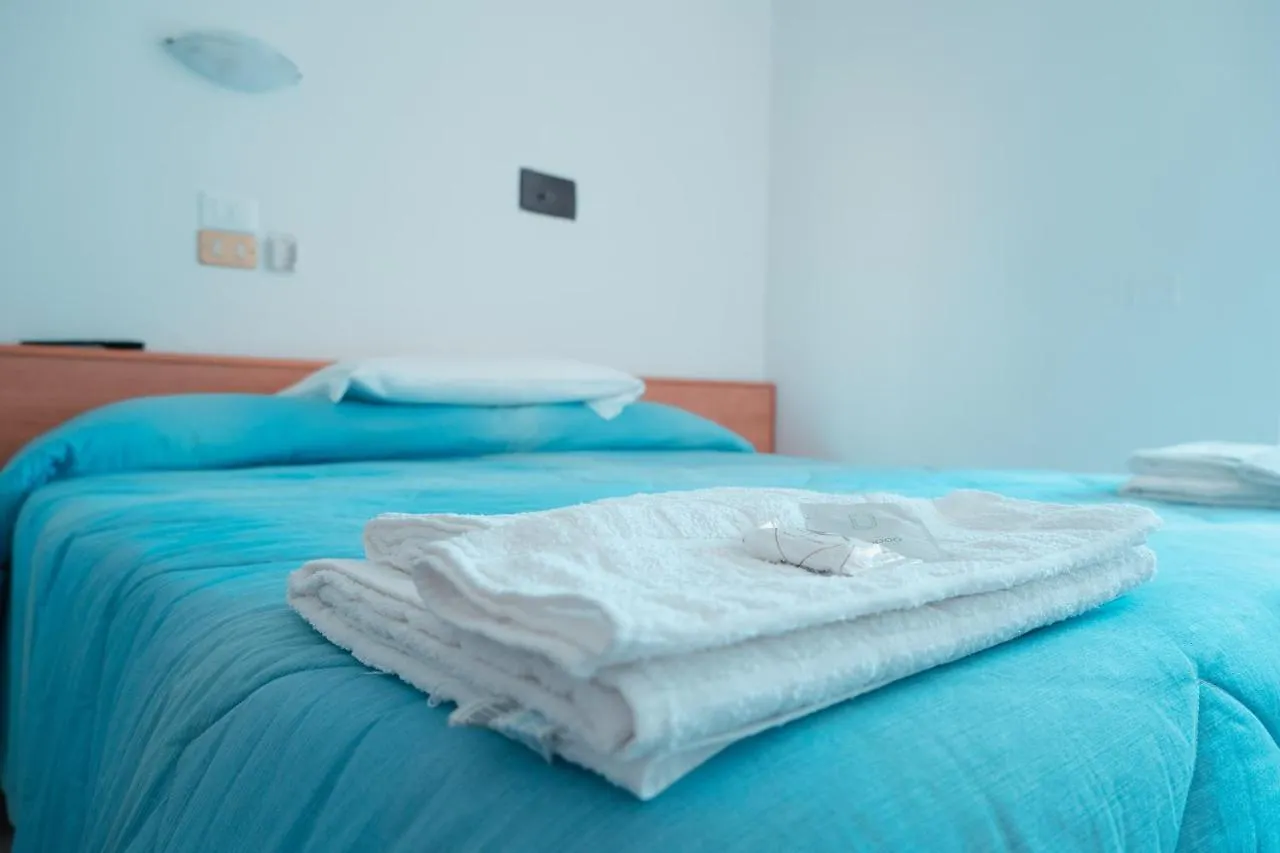 Albergo Ristorante Elena Lido delle Nazioni 2*,